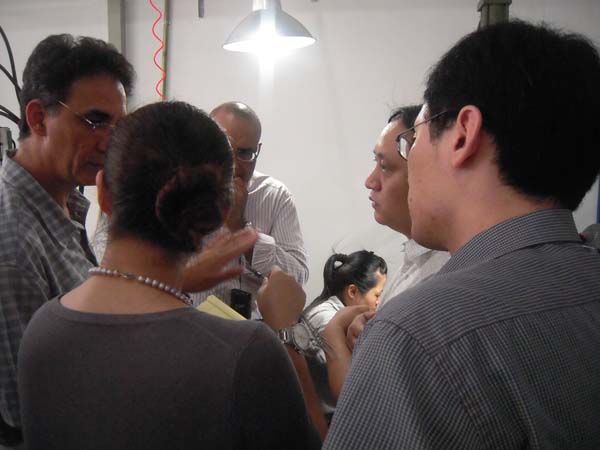 國(guó)外客戶(hù)蒞臨我司考察、訂貨